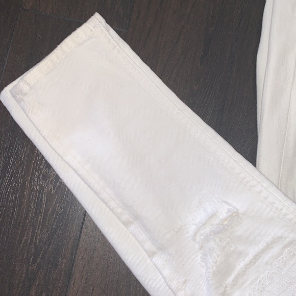 Distressed straight jeans - Picture 4 of 15